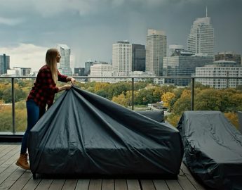 Дышащие чехлы AeroCover для уличной мебели